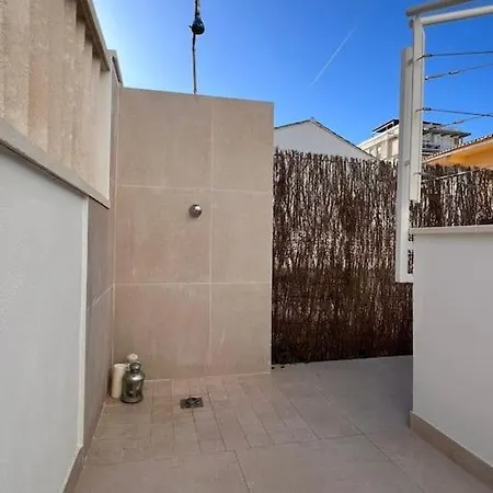 Seaview Villa: Pool & Luxury